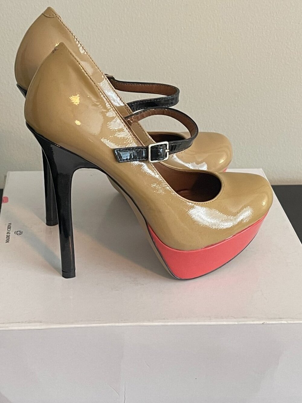 Steve Madden Bellahh Mary Jane Pumps Sz 7.5